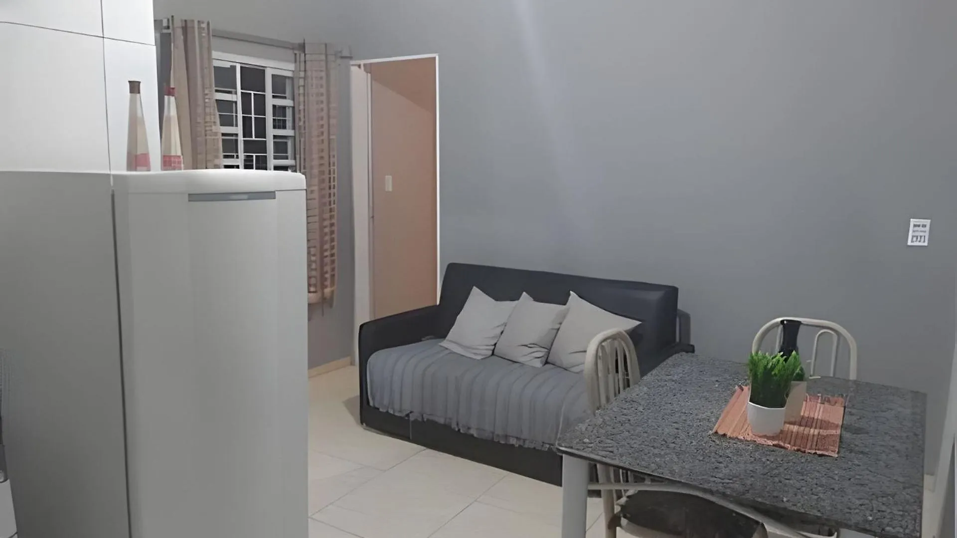Apto 11 Bom Preco Beneficio Brasília 0*,
